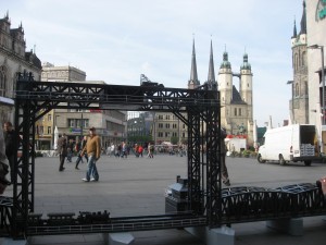 Modell der historischen Karniner Brücke -Maßstab 1:27 vor der historischen Altstadt